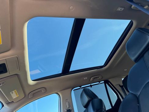 Used 2023 Honda Pilot Touring image 23