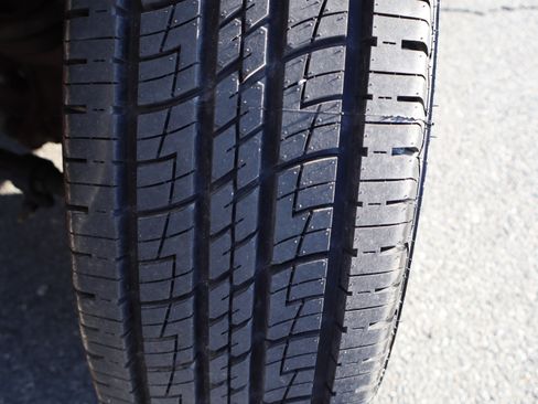 Used 2012 Ford E-350 and Econoline 350 XLT image 26