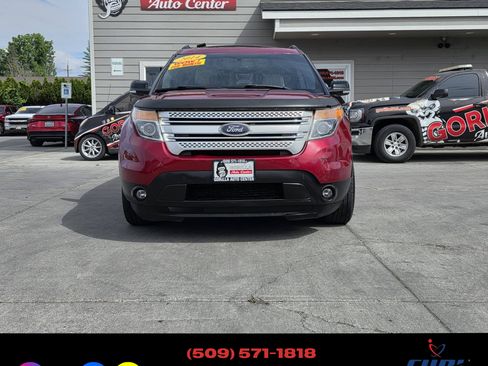 Used 2014 Ford Explorer 4WD XLT image 2