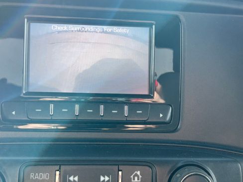 Used 2015 Chevrolet Silverado 1500 image 14