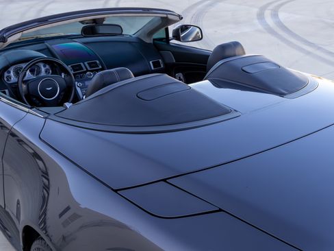 Used 2010 Aston Martin V8 Vantage image 12