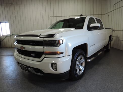 Used 2016 Chevrolet Silverado 1500 LT Z71 image 1