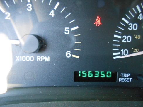Used 2001 Jeep Cherokee 2WD Sport 4-Door image 14