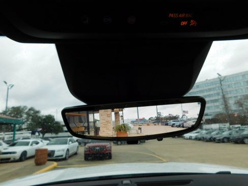 Used 2021 Cadillac Escalade ESV Premium Luxury image 21