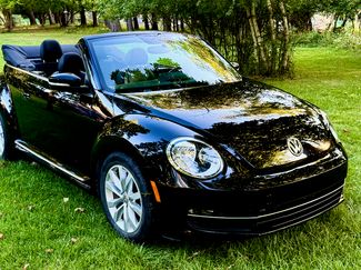 Used 2013 Volkswagen Beetle TDI Convertible FWD video 1