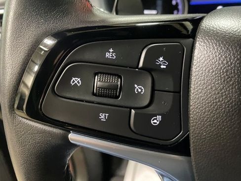 Used 2023 Buick Enclave AWD Sport Touring image 18