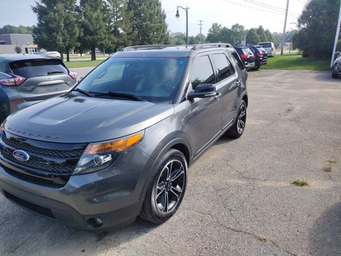 Used 2015 Ford Explorer 4WD Sport image 1