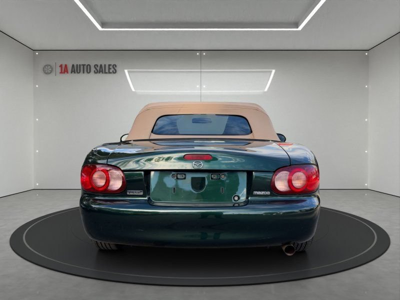 Used 2003 MAZDA MX-5 Miata LS RWD image 4