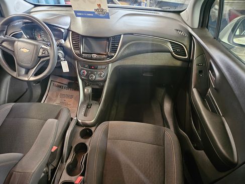 Used 2017 Chevrolet Trax LS image 8