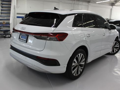 Used 2023 Audi Q4 e-tron Premium Plus image 6
