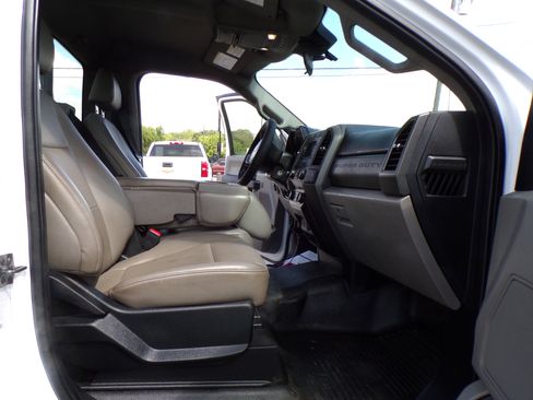 Used 2021 Ford F350 XL image 11