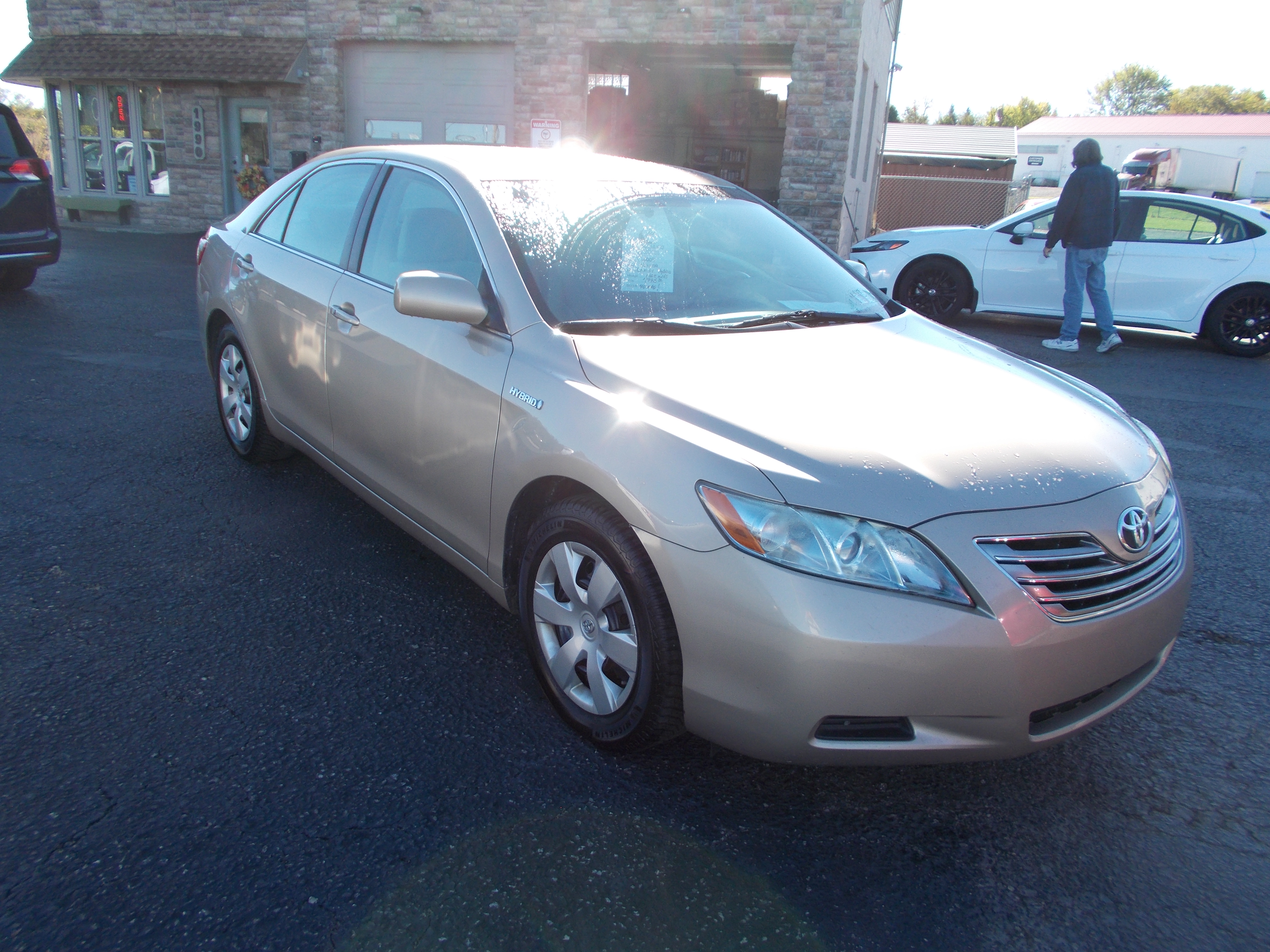 Used 2009 Toyota Camry Hybrid FWD image 3