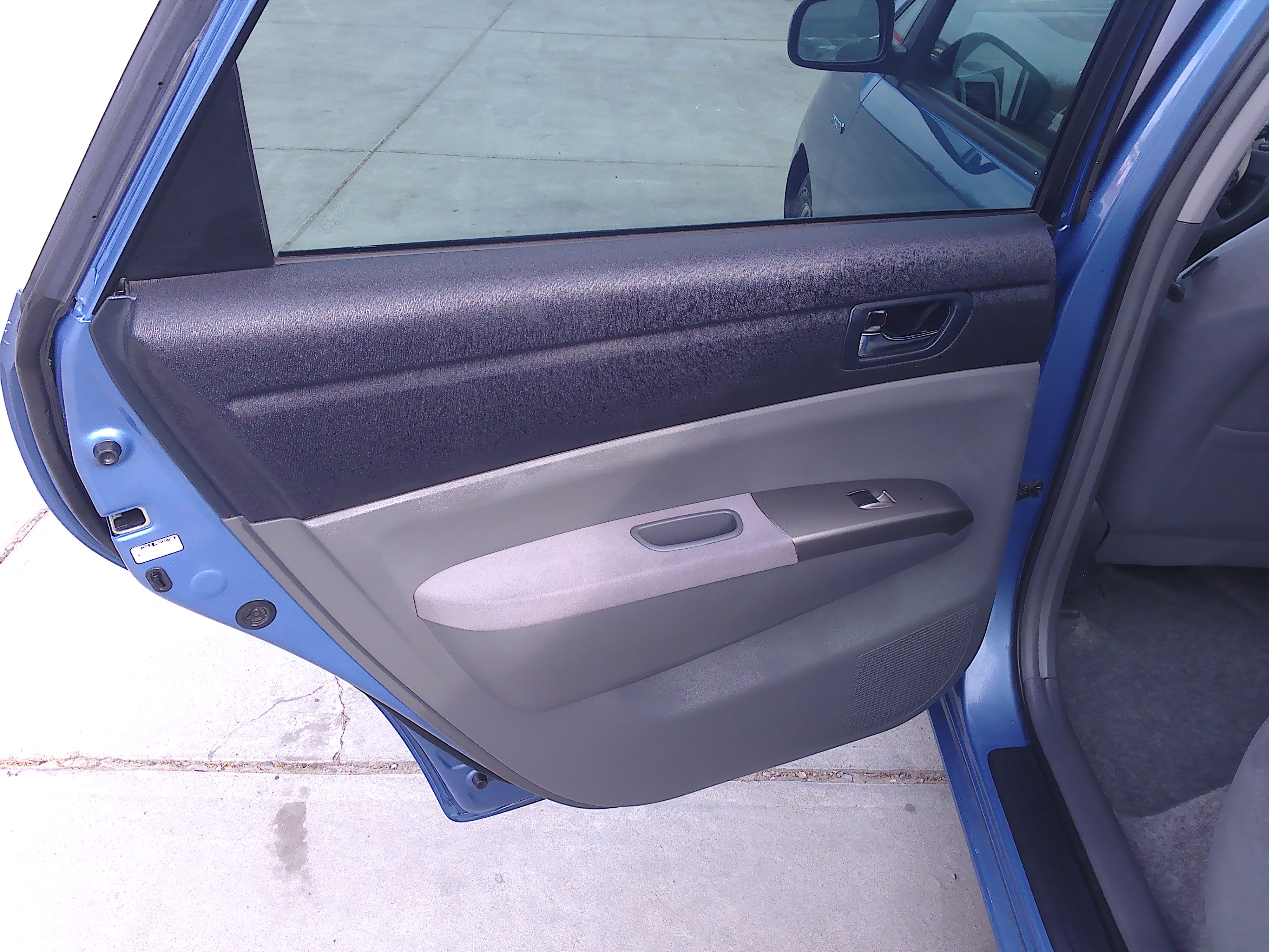 Used 2007 Toyota Prius Two FWD image 10
