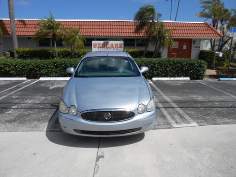 Used 2005 Buick LaCrosse CXL image 8