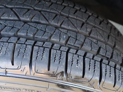 Used 2018 Toyota Tacoma TRD Sport image 35