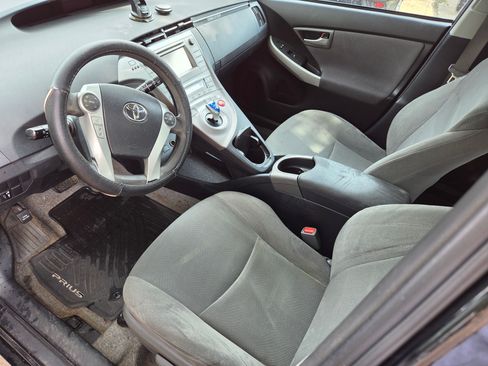 Used 2014 Toyota Prius Three FWD image 5