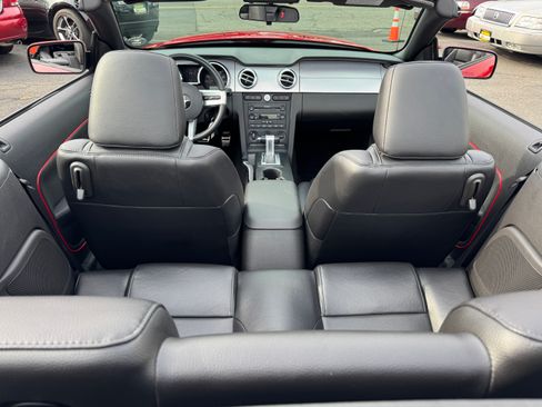 Used 2007 Ford Mustang Premium image 16