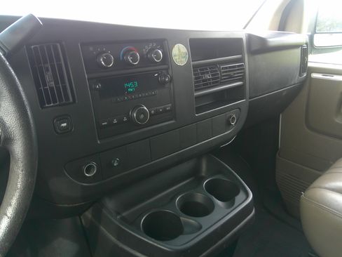 Used 2014 Chevrolet Express 2500 LS image 13