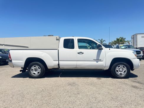 Used 2010 Toyota Tacoma 2WD Access Cab image 10