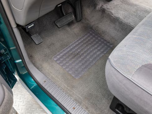 Used 1996 Dodge Ram 2500 Truck SLT image 38