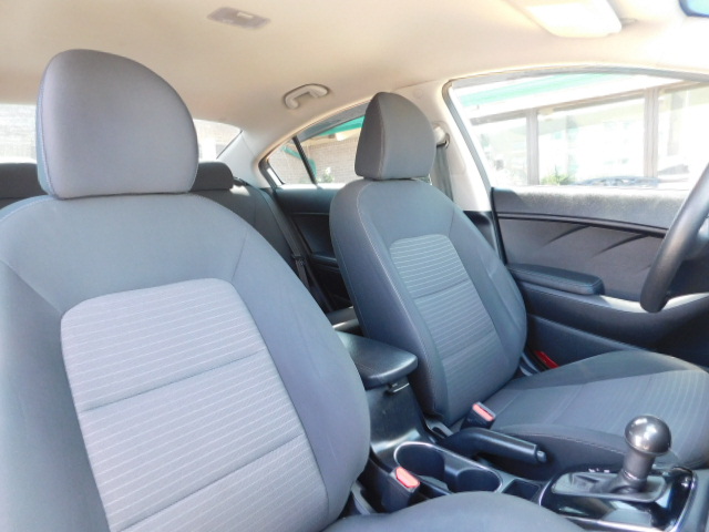 Used 2018 Kia Forte Sedan FWD image 18