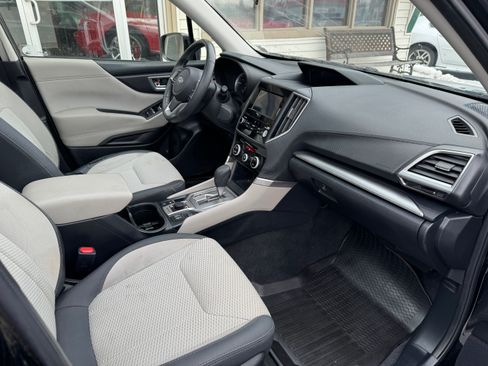 Used 2019 Subaru Forester Premium image 14