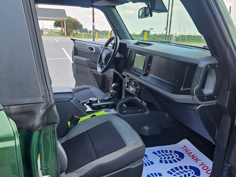 Used 2022 Ford Bronco image 17