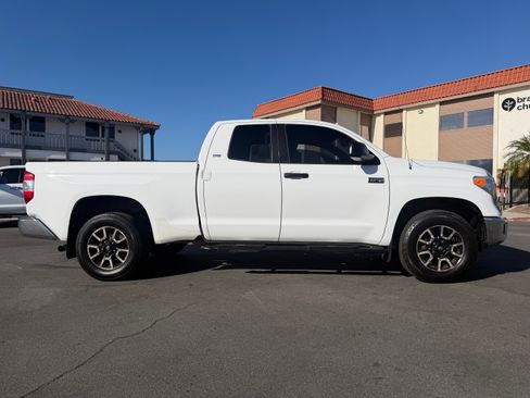 Used 2015 Toyota Tundra w/ TRD Off-Road Package AWD/4WD image 17