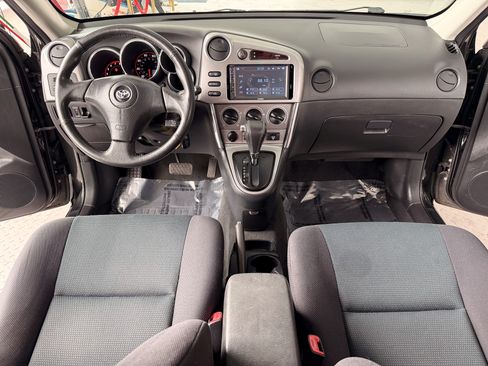 Used 2006 Toyota Matrix XR image 8