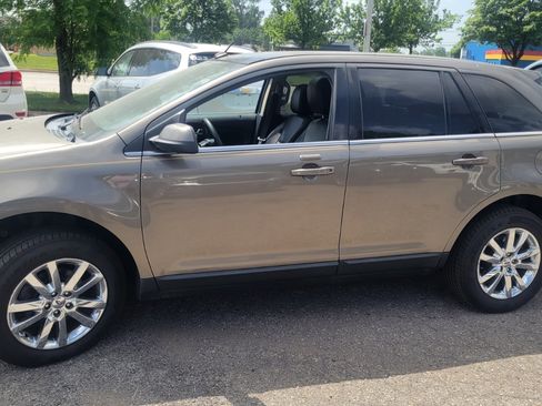 Used 2013 Ford Edge FWD Limited image 2