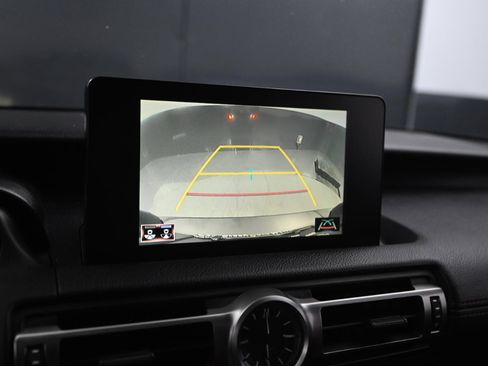 Used 2022 Lexus IS 300 image 26