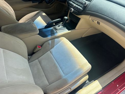 Used 2009 Honda Accord LX-S image 9