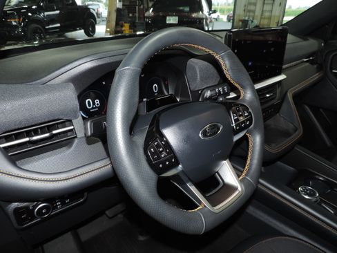 Used 2026 Ford Explorer 4WD Tremor image 43