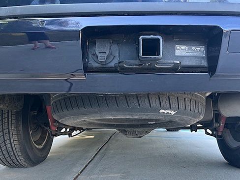 Used 2018 Chevrolet Tahoe image 21