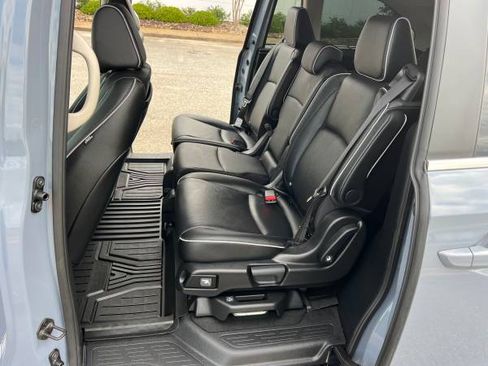 Used 2025 Honda Odyssey Touring image 17