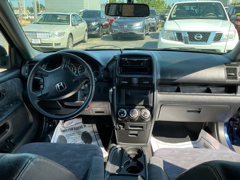 Used 2003 Honda CR-V LX image 11
