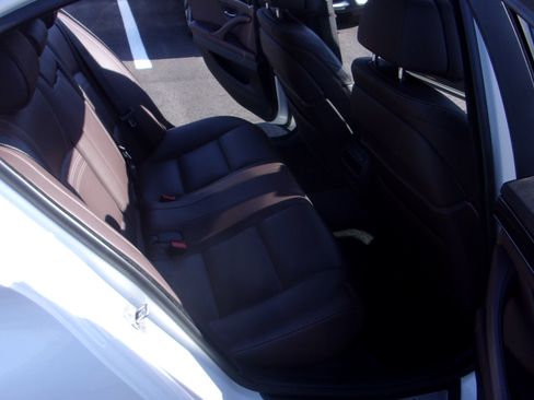 Used 2015 BMW 535i xDrive xDrive w/ M Sport Package image 25