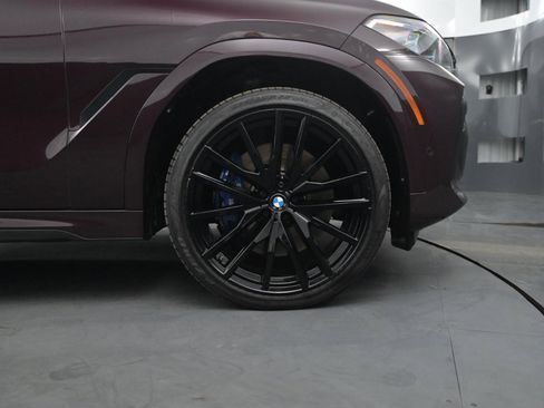 Used 2021 BMW X6 M50i image 17