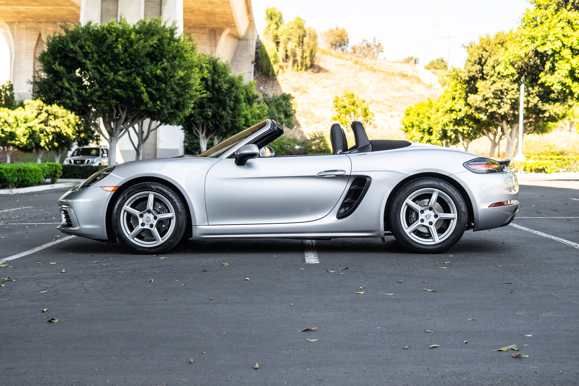 Used 2018 Porsche 718 Boxster RWD image 9