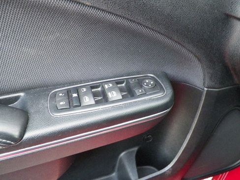 Used 2016 Dodge Charger SE image 13