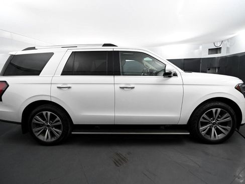Used 2020 Ford Expedition Limited image 6