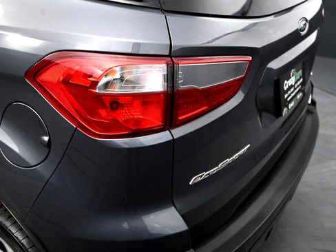Used 2022 Ford EcoSport SE image 13