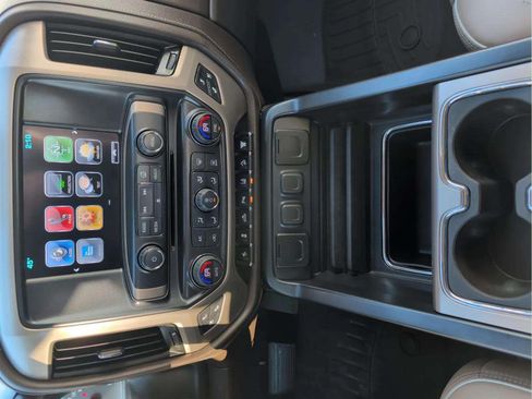 Used 2017 GMC Sierra 3500 Denali image 15