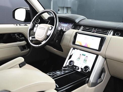 Used 2018 Land Rover Range Rover Supercharged image 45