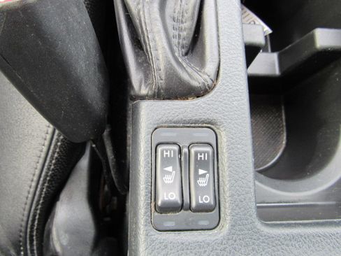 Used 2015 Subaru XV Crosstrek 2.0i Limited image 24