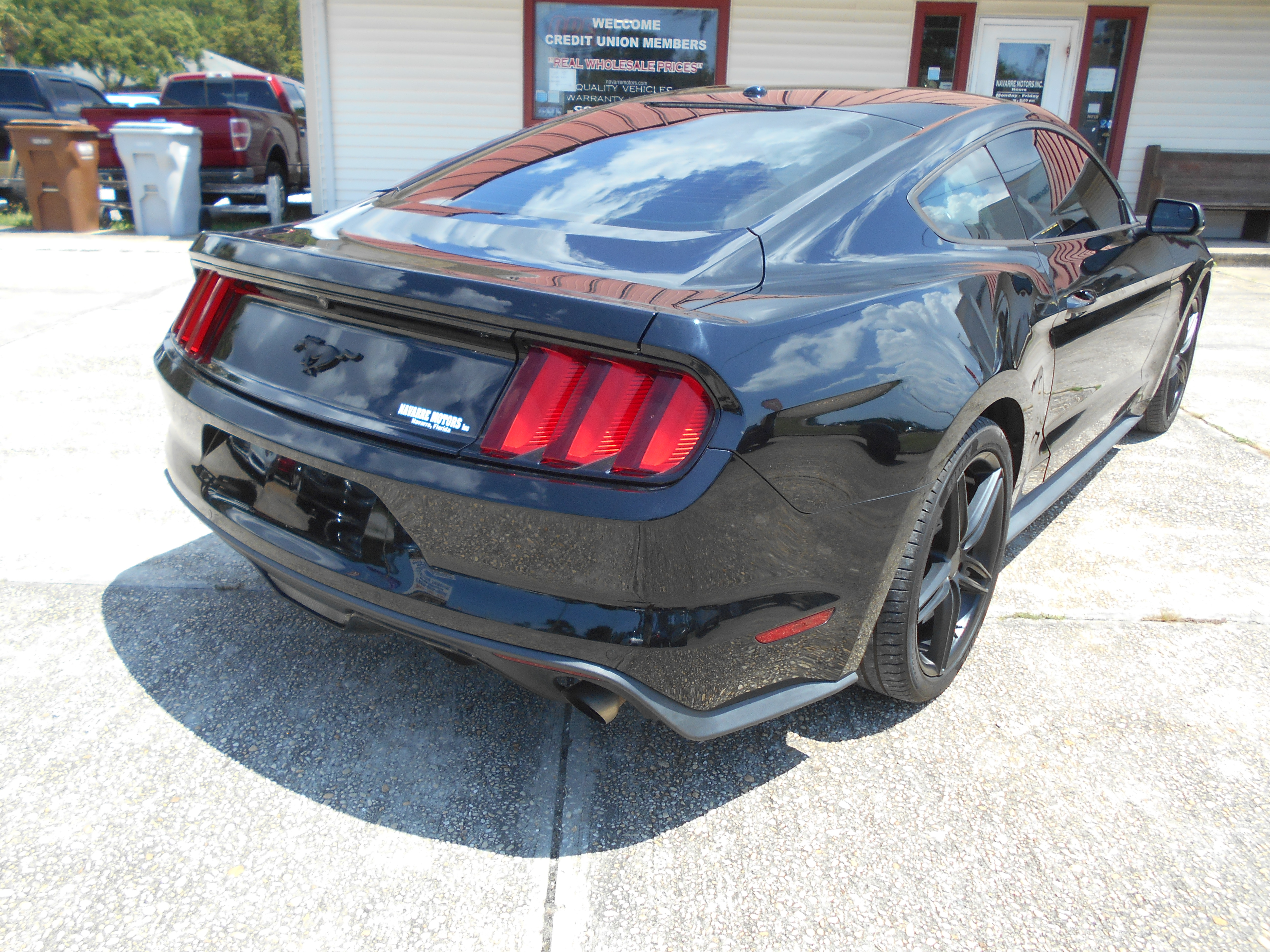 Used 2017 Ford Mustang EcoBoost Premium Coupe 2D RWD image 5