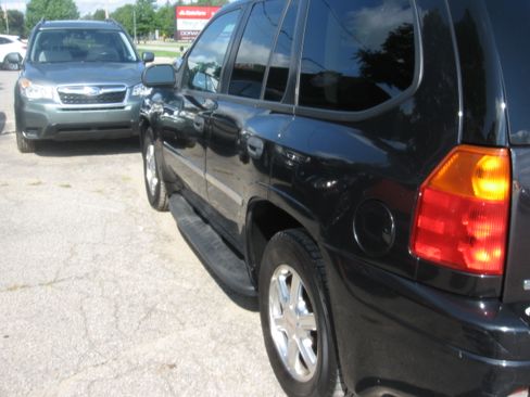 Used 2008 GMC Envoy 4WD image 6
