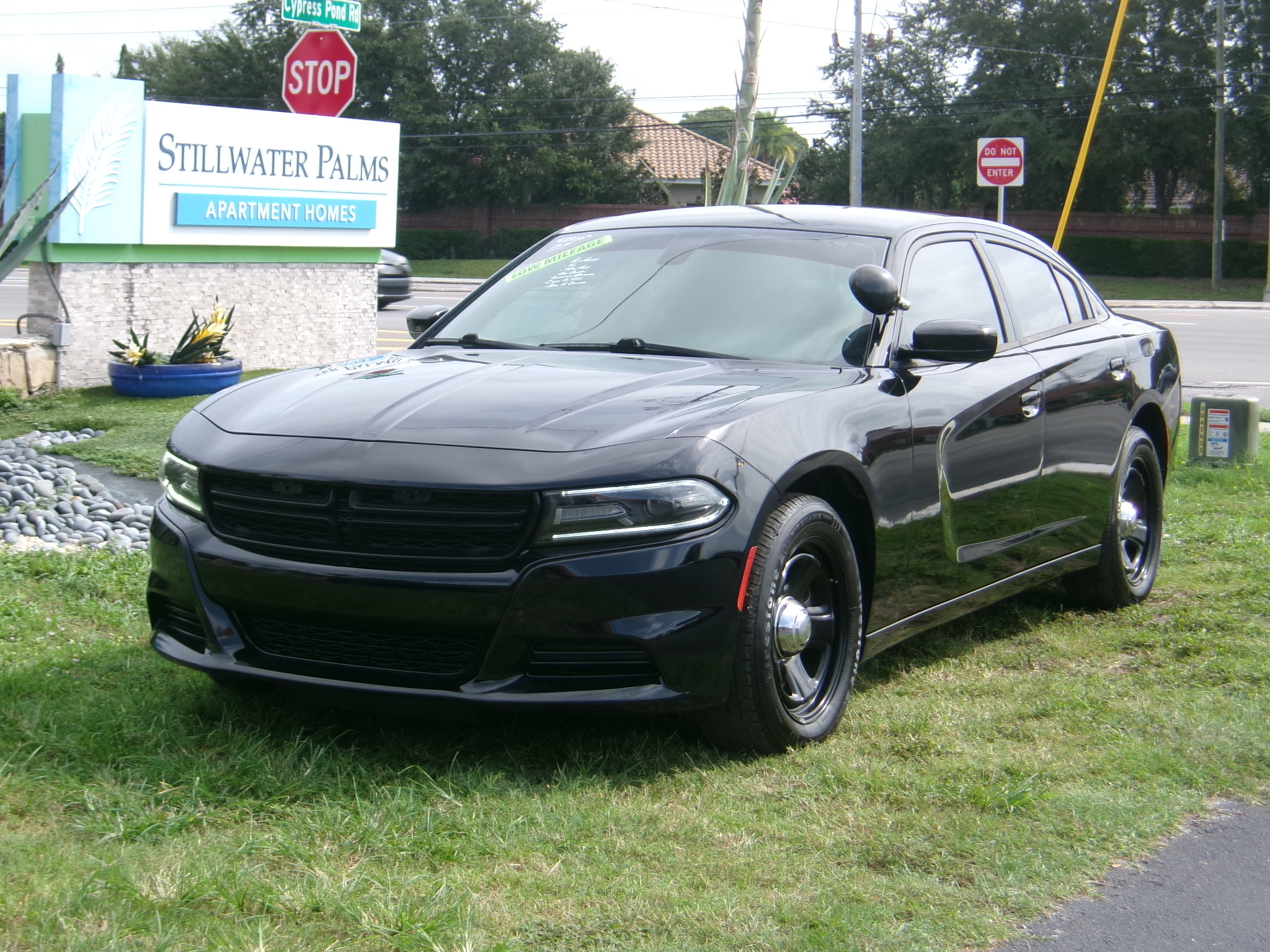 Used 2019 Dodge Charger UNAVAIL RWD image 1
