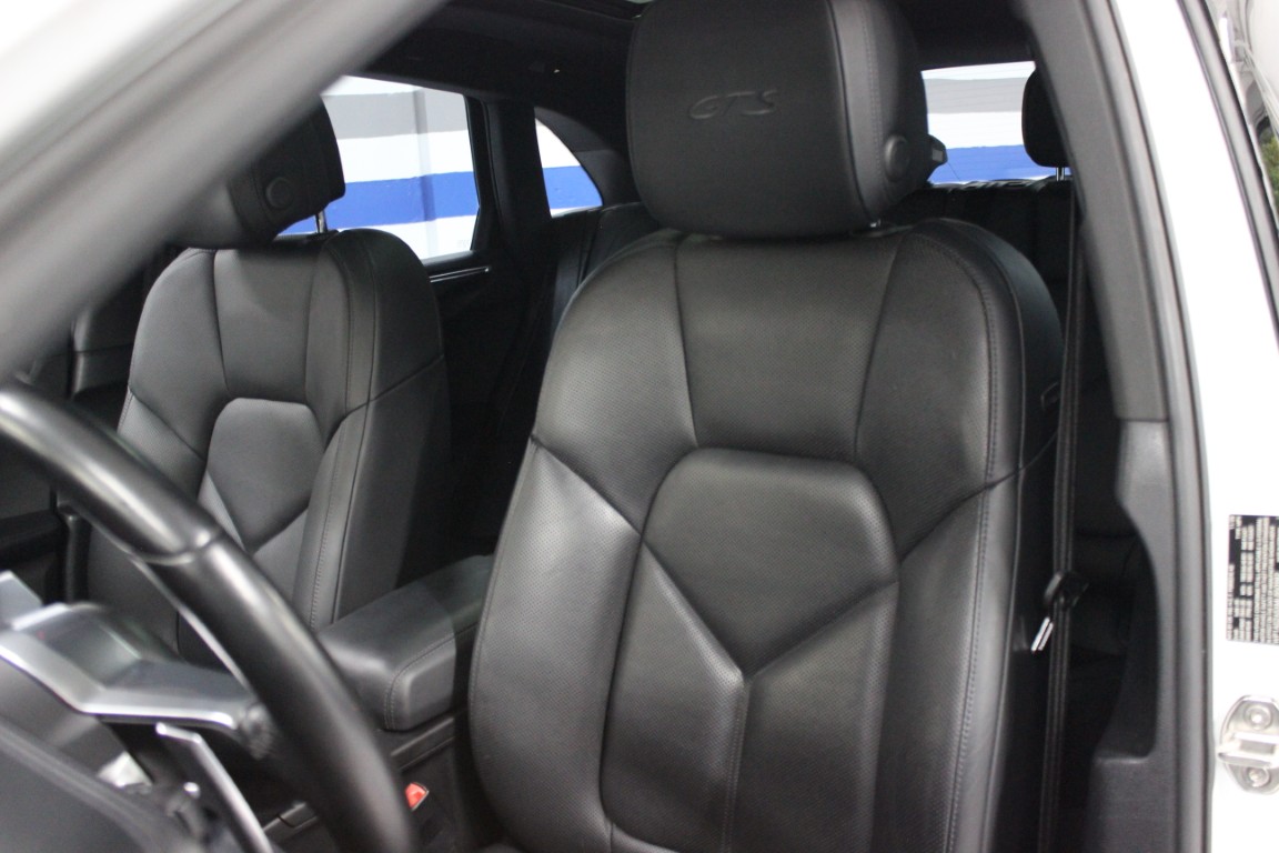 Used 2021 Porsche Macan GTS AWD/4WD image 33