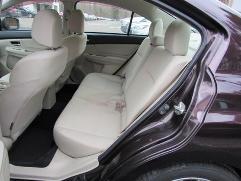 Used 2013 Subaru Impreza 2.0i Premium image 16